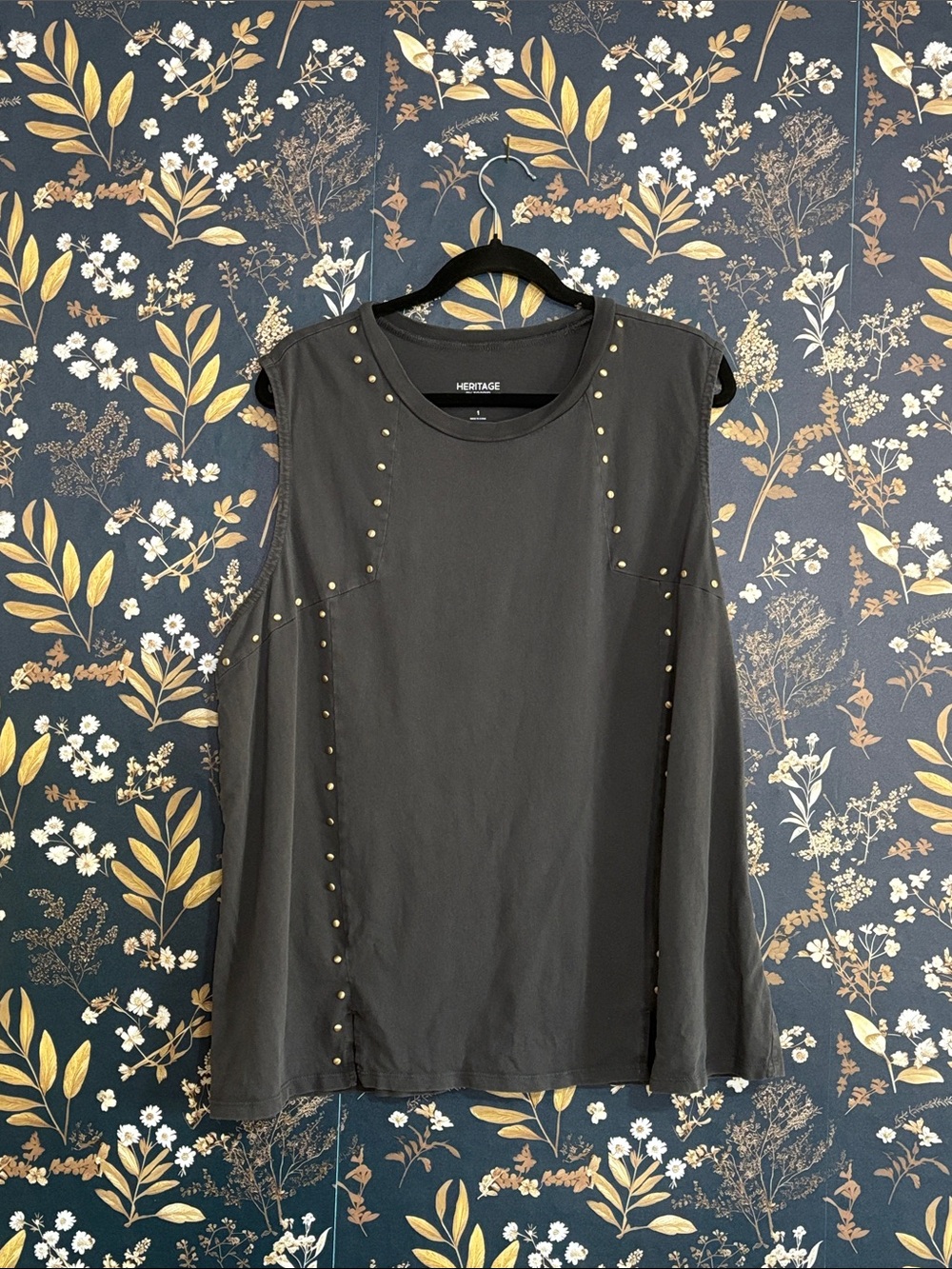 Torrid Heritage Jersey Grey Tank Top with Gold Stud Accents Size 1 or XL